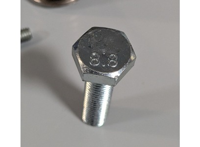 Small-Bolt