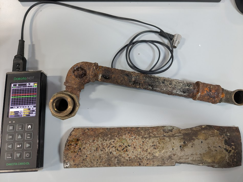 CMX3_and_Corroded_Pipes