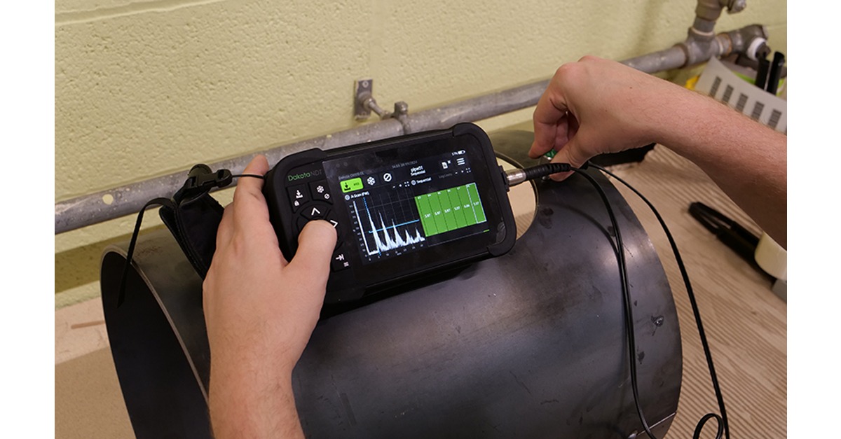 Dakota CMX10-DL Full Wave Capture Thickness Gauge - User Friendly Touchscreen & Keypad