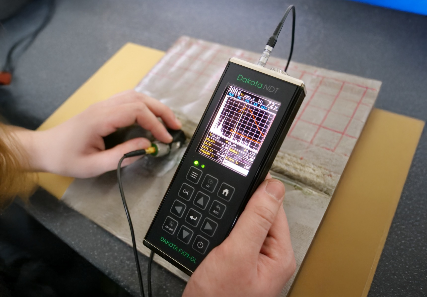 Dakota FX71-DL Ultrasonic Flaw Detector